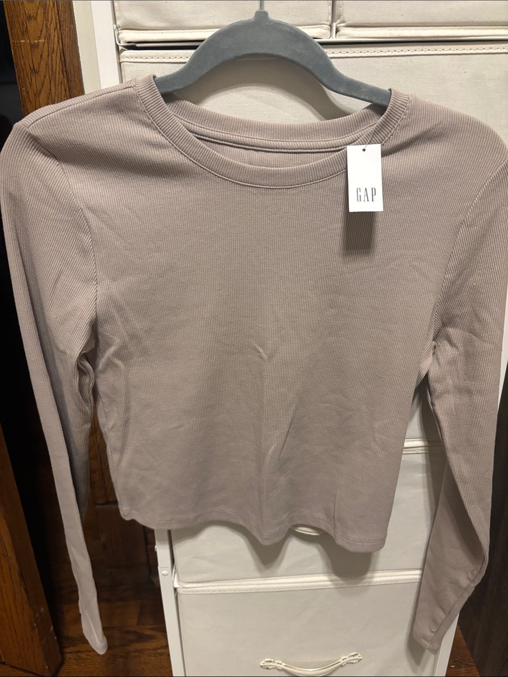 GAP Long Sleeve Ribbed Crewneck Top — Light Taupe